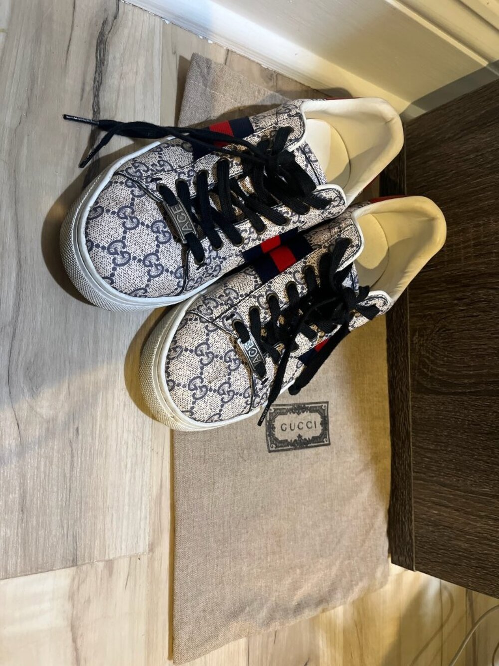 Womens Gucci Ace Sneakers